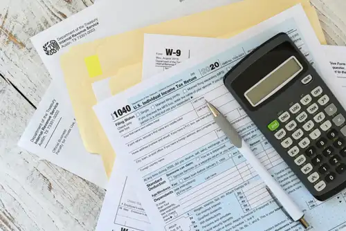 tax preparer vs. CPA vs. enrolled agent